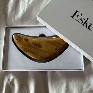 New in box- Esker body plane